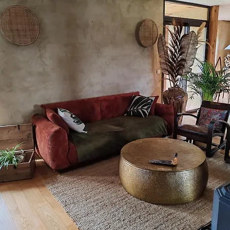 Bioclimatic Eco-friendly House Near Mauleon Idaux-Mendy